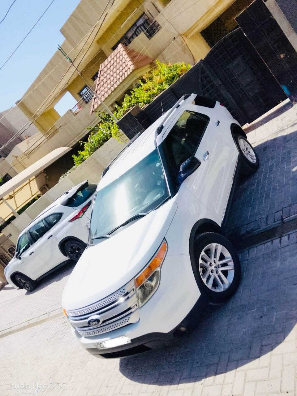 Ford explorer 2014
بۆ فرۆشتن و گۆڕینەوە. بیع او تراوس
 مواسەفاتەکانی :خەلیجی شەریکەی نیڤایە ناو زەردبێ دەعم بێ بۆیاخە  كەمێک ساردی هەیە                 مەکینەی ٦پستۆن.   ١٤٢٠٠٠کم ڕۆیشتووە
دەبڵ ئەکسل (4WD) abs ٣ ڕیز کوشن ٧ نەفەری کوشن کارەبا سوکان ڤۆلیۆم تەحدید سرعه تراکشن ٥ مۆدی لێخورین (ئاسایی بەفر لم قوڕو لیتەبەرزو نزمی شاخ)تەبرید مەرکەزی تا ٣ ڕیزیش مەرکەزییە دەسک ستیل ویل کەپ جام کارەبا ئاوێنە کارەبا حاسە ٢ شاشە کامێرە بلاجیکتۆر مواسەفاتی تریش……  
هیچ مەسروفێکی نییە
گێڕو مەکینەی بەشەرت بێ بوخار بێ دوکەڵ
سەنەوی تا مانگی ٢/٢٠٢٧ تازەیە
نرخی ١٦٠ گەڵاو مەجال.
سلێمانی :(*********** ) السليمانية, العراق
