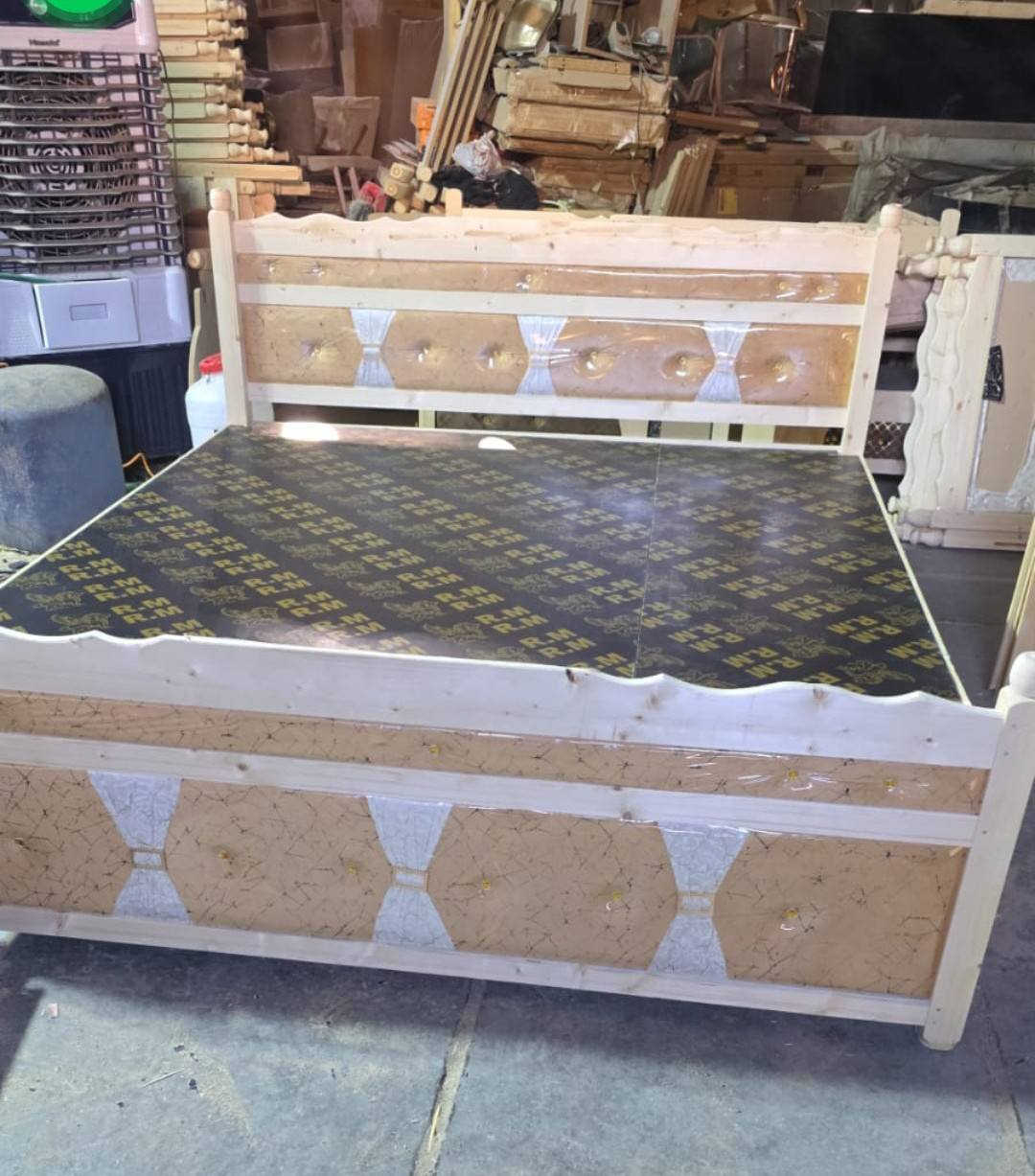 جرابي خشب عراقي نفرين شقل درجا اولى يوجد توصيل لحجز رقم واتساب📞***********
