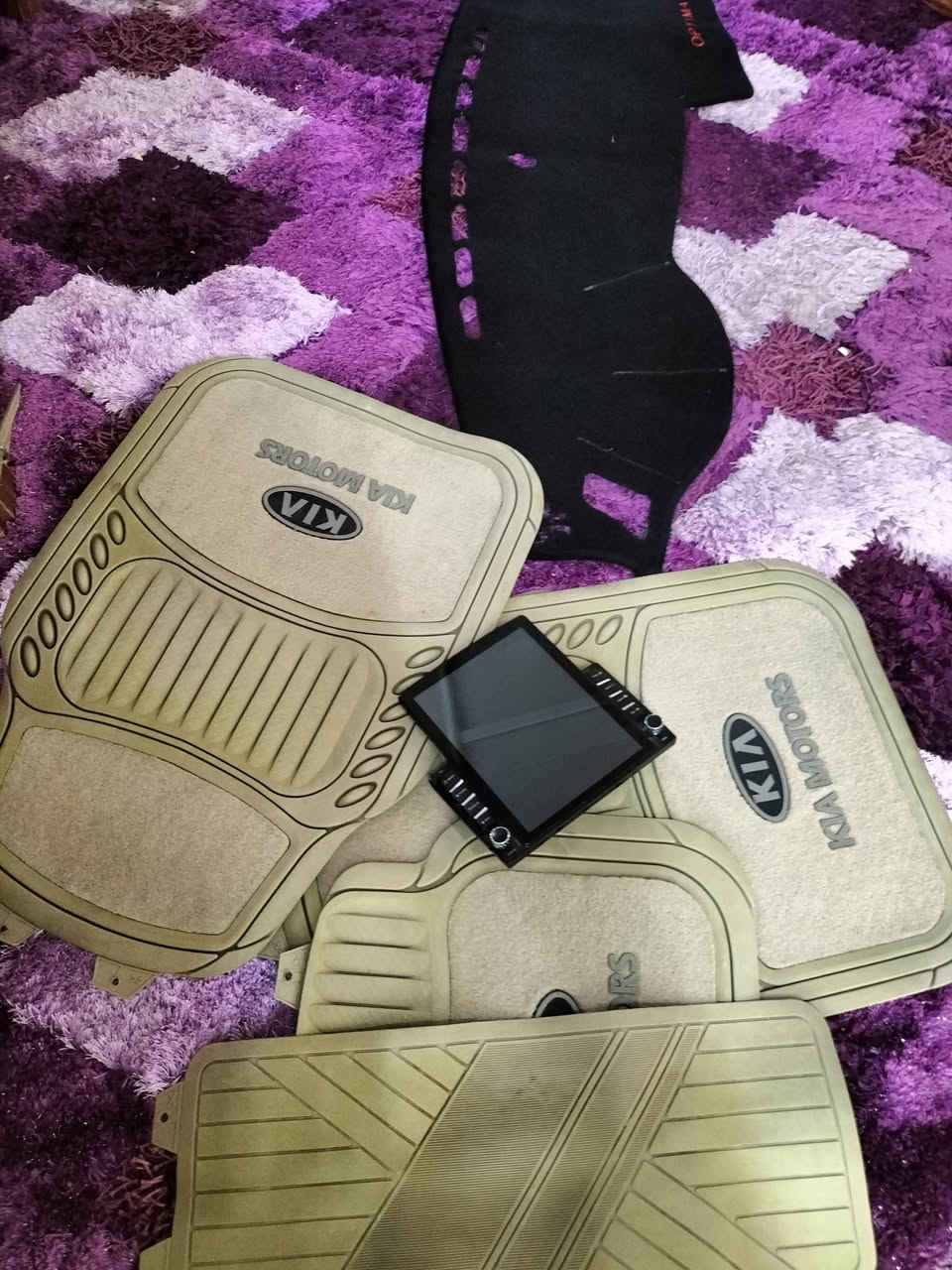 للبيع كله 20الف جواب بس خابر فقط ***********
