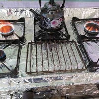 طباخ شغال للبيع السعر ب 60 وبيه مجال مستعجل ع بيعته رقم 07816317717