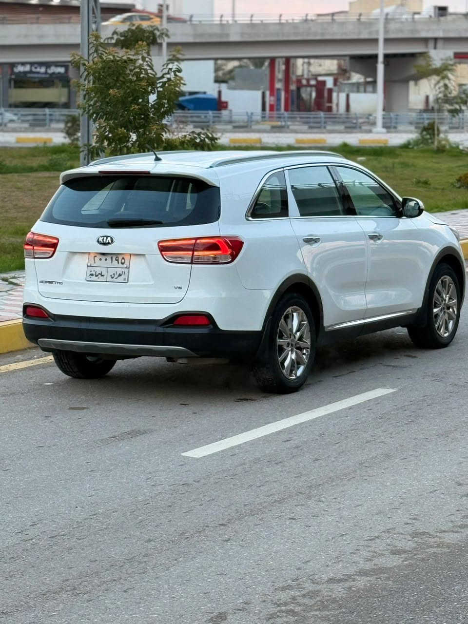 كيا سورنتو موديل ٢٠١٦
٦ سلندر 

كير ومحرك بشرط لامفتوح ولا وبيه بخار

تدفئة تبريد مابيه اي عيب

سنوية جديدة فقط رقم قديم

ماشية ٢٠٠ 

بطاقة بانزين بيه

سيارة بيها فقط كارت تكحيل براس بونيد واشويه حالوب بالسقف الباقي مكفول

شرط التحويل والغرامات 

السعر ٢٠٤ ورقة وبيه مجال بسيط للشراي

مكان سيارة كركوك

للاستفسار واتساب 

***********
