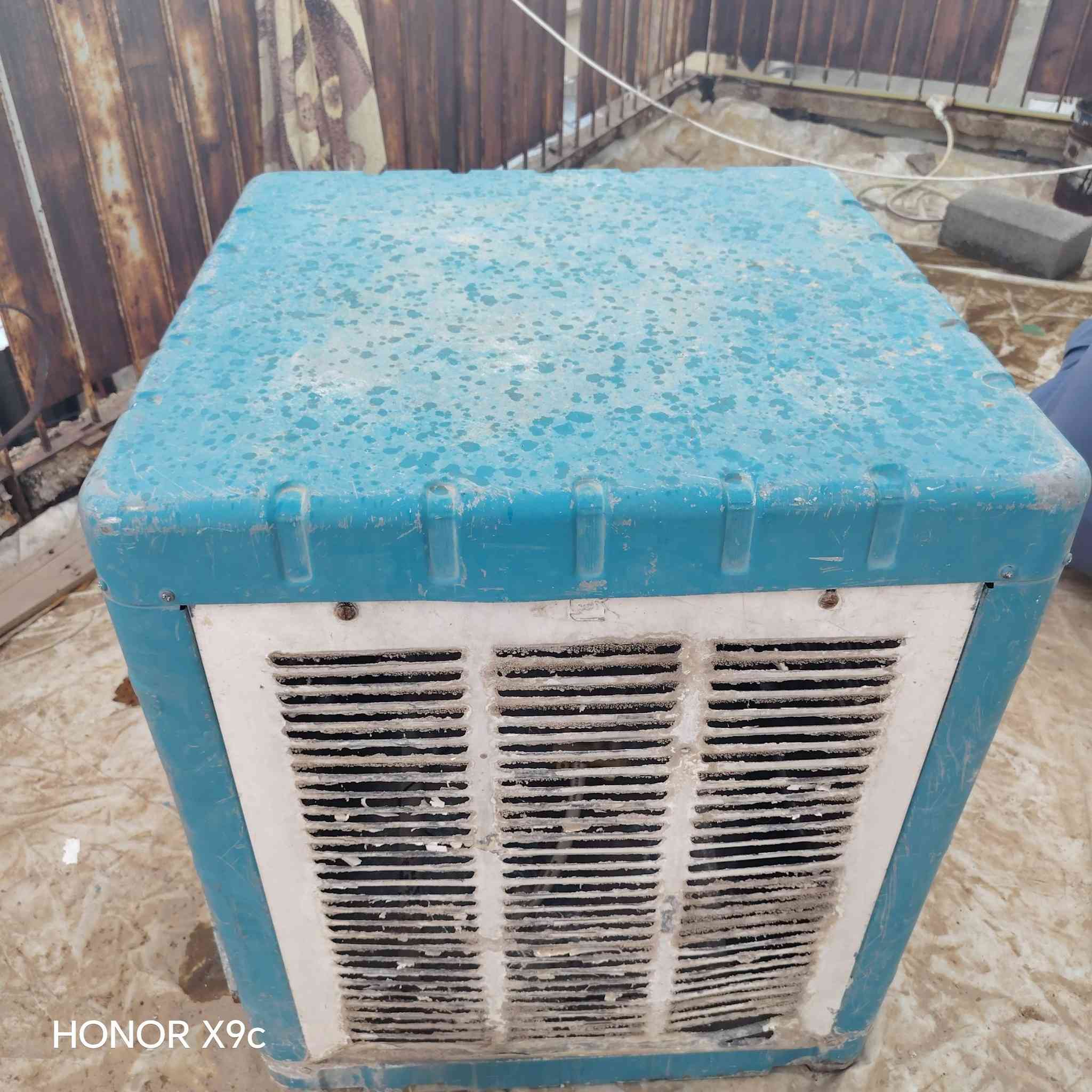 مبرده للبيع في حي بناء الجاهز الاتصال ***********
