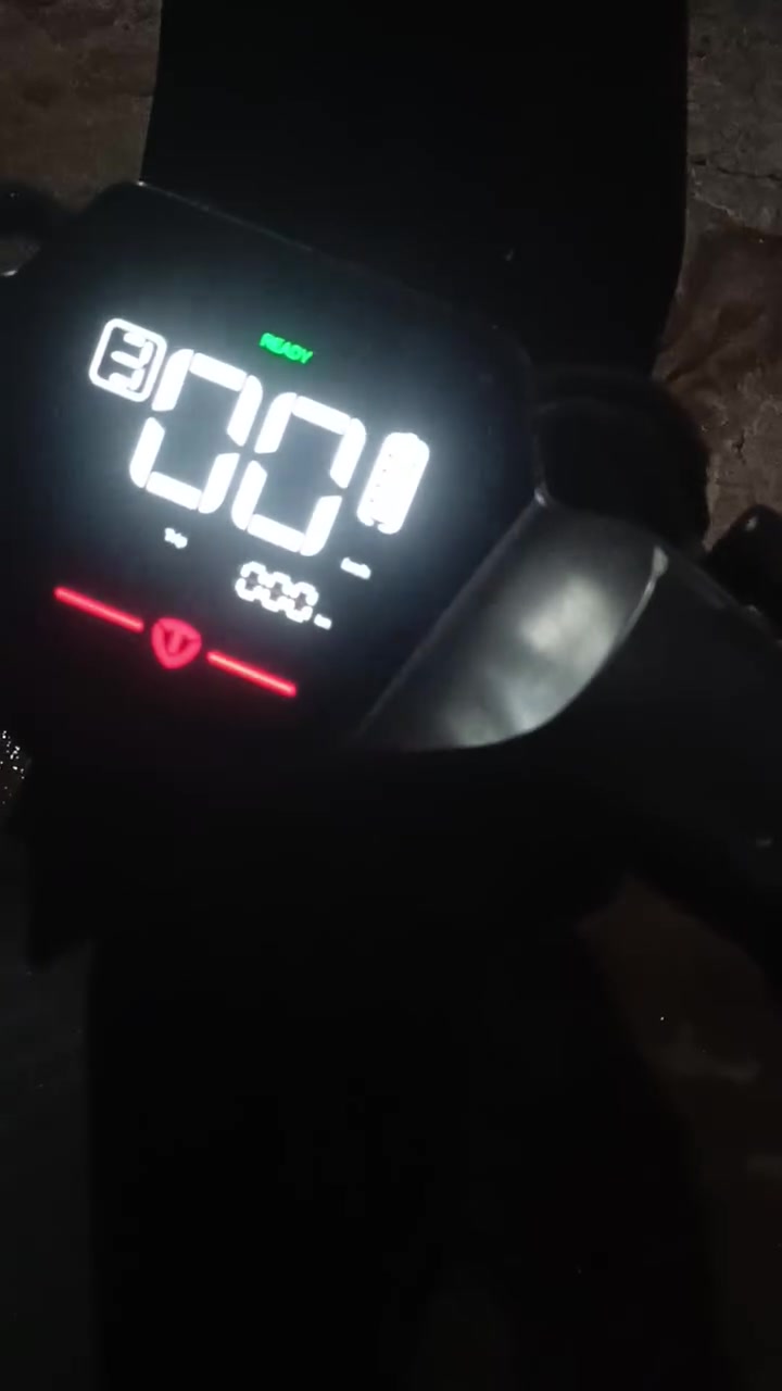 ماطور تايلج سبورت كاربون فايبر
 مستخدم 4. اشهر ضمان البطاريات 
عدد البطاريات 6
ملف 2000w
سرعه 81 حقيقي 75
الموطور نضيف بس يرادلو غسله مرتبه الصور ضالمتو 
السعر 1050 مليون و خمسين 
***********
***********
متوفر واتساب كورك فقط مكاني موصل قدس

.
الموطور مكفول شرط برغي مامفتوح
