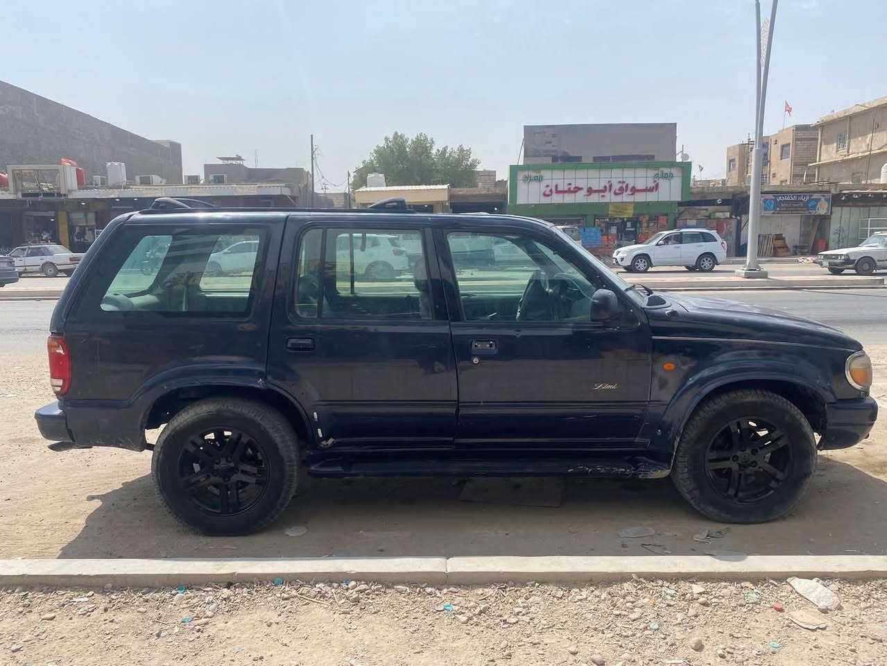 فورد إكسبلور موديل 2000  ، سنويه منتهيه ، اصوليات شرط المداور ، محور محرك 3000 vvt السعر 35 وبيها مجال 

للاستفسار الاتصال على ***********
