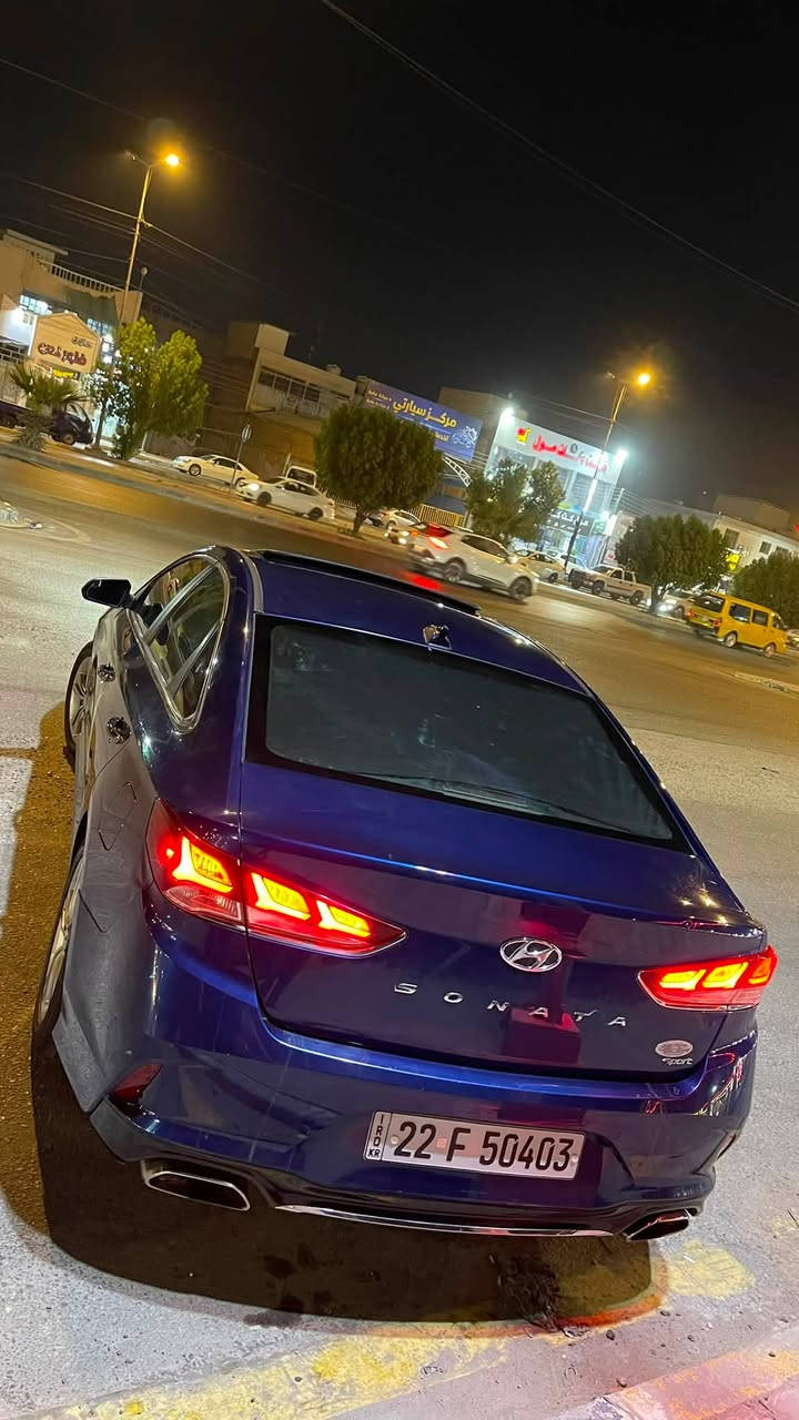 سوناته 2018 كندي فول سبورت كشنات كهرباء رادارات تحكم قياده وباقي مواصفاته معروفه بيه قطعتين جاملغ وبنيد بدون داخل مثل ما وضح ب سونار رقم اربيل دولي جديد السياره جاهزه وحلوه وبيها سونار سعرهه 130وبيه مجال مكاني نجف *********** فقط واتساب بيه
