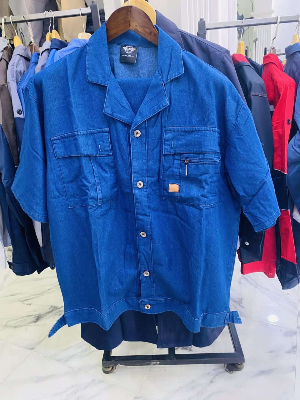 عروض البدلات الصيفية كل موديل ومكتوب جواه السعر 
طريقة الحجز ارسل صورة الموديل 
وزنك وطولك ورقمك وعنوانك 
يوصلك خلال 24ساعه


**إذا كنت صاحب هذا الإعلان وتريد حذفه لأي سبب، رجاءا أرسل رسالة إلى الدعم الفني**