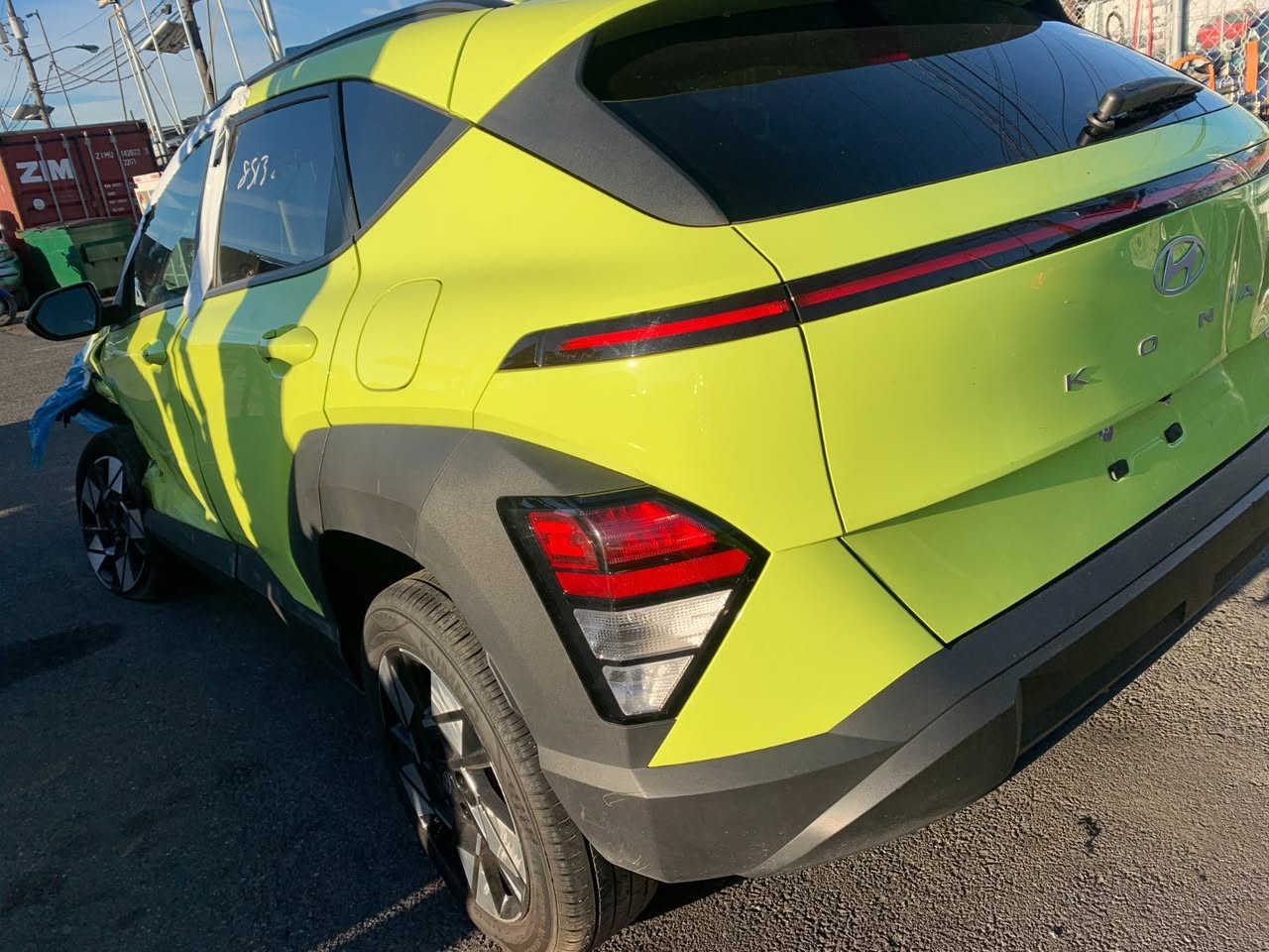 السلام عليكم
موديل 2024
للبيع كونا وارد أمريكي مكينة 2000
بدون ايرباك واصل عمان أبيع يوم 10/1 توصل
الاتصال ***********
