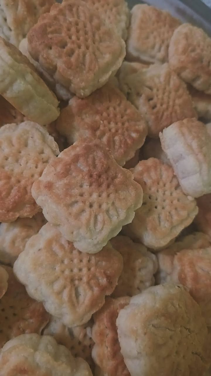 السلام عليكم
 كليجة هشة تذوب بالحلك والطعم يجنن 
جميع انواع الحشوة متوفر 
تمر،حلقوم،مبروش،سمسم
الكيلو بـ7 الاف وتوصيل موجود
 
واليطلب اكثر من  كيلوين التوصيل مجاني السماوا, المثنى


**إذا كنت صاحب هذا الإعلان وتريد حذفه لأي سبب، رجاءا أرسل رسالة إلى الدعم الفني**