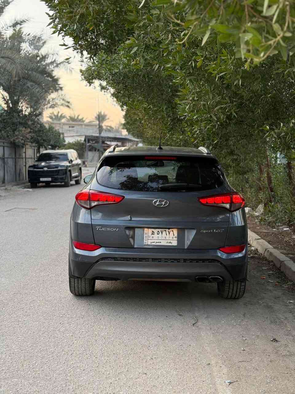 ⸻

🚗 للبيع | هيونداي توسان 2016

🔹 الموديل: 2016
🔹 المحرك: 1.6 تيربو
🔹 الوارد: أمريكي
🔹 المواصفات: فول (عدا الفتحة)
🔹 الرقم: بغداد
🔹 التحويل: ثاني يوم

💎 المواصفات والمميزات:
 • بصمة تشغيل
 • شاشة تدعم CarPlay & Android Auto
 • تحكم ستيرن
 • حساسات مرايا
 • كاميرا خلفية
 • لدّات (LEDs)
 • ويل سبورت
 • 3 أوضاع قيادة: Sport – Eco – Normal
 • تخم
 • تايرات جديدة

📸 صور أمريكا مرفقة بالمنشور
🛠 في العراق: جاملغ خلفي على وضعه

💰 السعر: 143 ورقة قابل للتفاوض

📍 الموقع: بغداد – الدورة – شارع أبو طيارة
📞 للتواصل: ***********
وبلاواقع احلة من الصور بغداد, العراق
