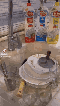 عربي/كردي

🔹 زاهي رويدا 🔹
قوة تنظيف تلاحظها من أول استخدام ✨
شفافية عالية، لزوجة مثالية، وفعالية قوية تضمن نتائج ممتازة مع كل غسلة.
الاختيار الأمثل للنظافة اللي تعتمد عليها 💪🧼
📞 للتواصل:
***********
***********
📣 مطلوب وكلاء في السليمانية وبغداد
🔹 زاهی ڕویدا 🔹
هێزی پاککردنەوە لە یەکەم بەکارهێنانەوە دەبینرێت ✨
ڕوونی بەرز، قەوامی گونجاو، و کاریگەری بەهێز بۆ ئەنجامی باش.
هەڵبژاردەی باش بۆ پاککردنەوەی متمانەپێکراو 💪🧼
📞 پەیوەندی:
***********
***********
📣 پێویستە نوێنەر لە سلێمانی و بەغدا
