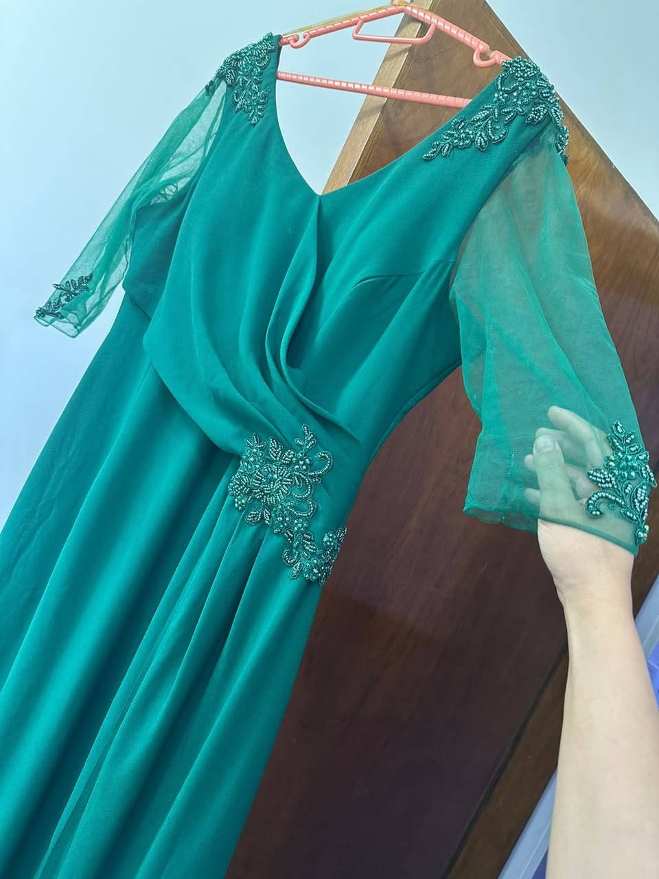 السلام عليكم
بنات فستتين للبيع تخبل باللبس واستعمال قليل مراين تقريبا نظيفات كلش والقماش درجه اولى الله شاهد 
الاخضر قياس ٤٦
٤٨
والرصاصي قياس ٤٠
٤٢
عندي خدمة توصيل 
مكاني 
بغداد
كراده خارج


**إذا كنت صاحب هذا الإعلان وتريد حذفه لأي سبب، رجاءا أرسل رسالة إلى الدعم الفني**