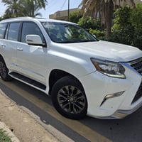 وبركاته لكزس GX 460 موديل 2016 لون ابيض صدفي رقم بغداد بأسمي ماشيه 93 ...