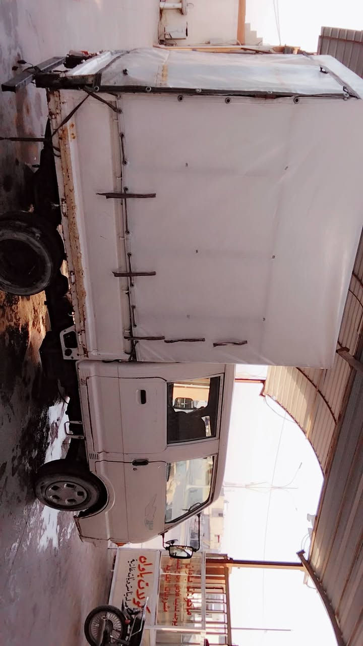 صاحبها متوفي مكاني كركوك موديل 96سعر35وبيها مجال
***********
