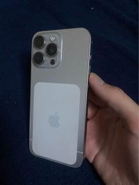 آيفون ١٥ برو ماكس • ٢٥٦ • بطارية ٩٠