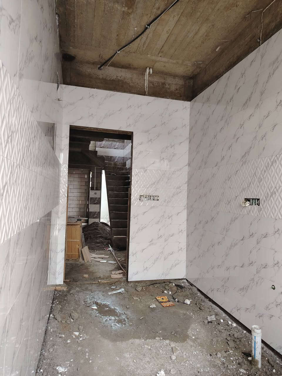 السلام عليكم اخوان الي يحتاج اسطة سيراميك بورسلين ومرمر متفرغ حالياً
***********   ‏‪***********‬‏
