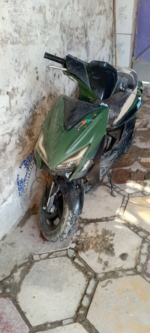 لبيع دراجه اف اس دراجه طفت بعد ماشتغلت سعره 50،مكاني سده الهنديه معفات ***********

