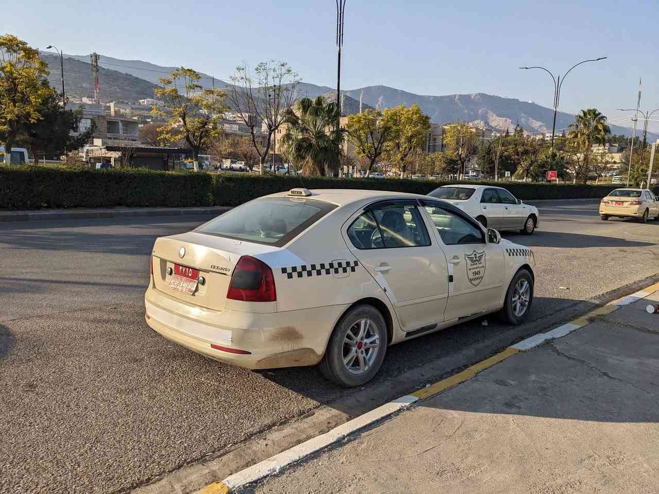 تەکسی سکودا مودێل 2010 گێر عادی دو قتعه سبخن بێ داخلی سەنەوی جدیده هەتا 2027 مەکینه  یه 5 ورقه غرامه لسەرن دێ ژسعرێ ئێنه خوار تەحویل و برین و قولپین بشەرتن سعر 95 وەرەقه ***********
