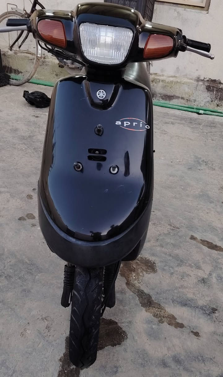 سلام عليكم دراجه بطه للبيع كامله مكمله
مكينه بلاديه ما مفتوحه 
سلف + هندر كله شغال
قفل اكسل 
الدراجه موديل 2003
الدراجه متعوب عليه شلعه ومعدل 
سعره 350 وبيه مجال
دراجه مال جناي ما تعبك (*********** ) موجود واتساب خاص مفتوح
مكان نجف قضاء المشخاب //
#_بطه60
