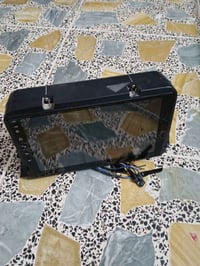 شاشه كيا للبيع شغاله فقط بيه شخط من طارف مماثر سعر 75تواصل ‏‪078676288...