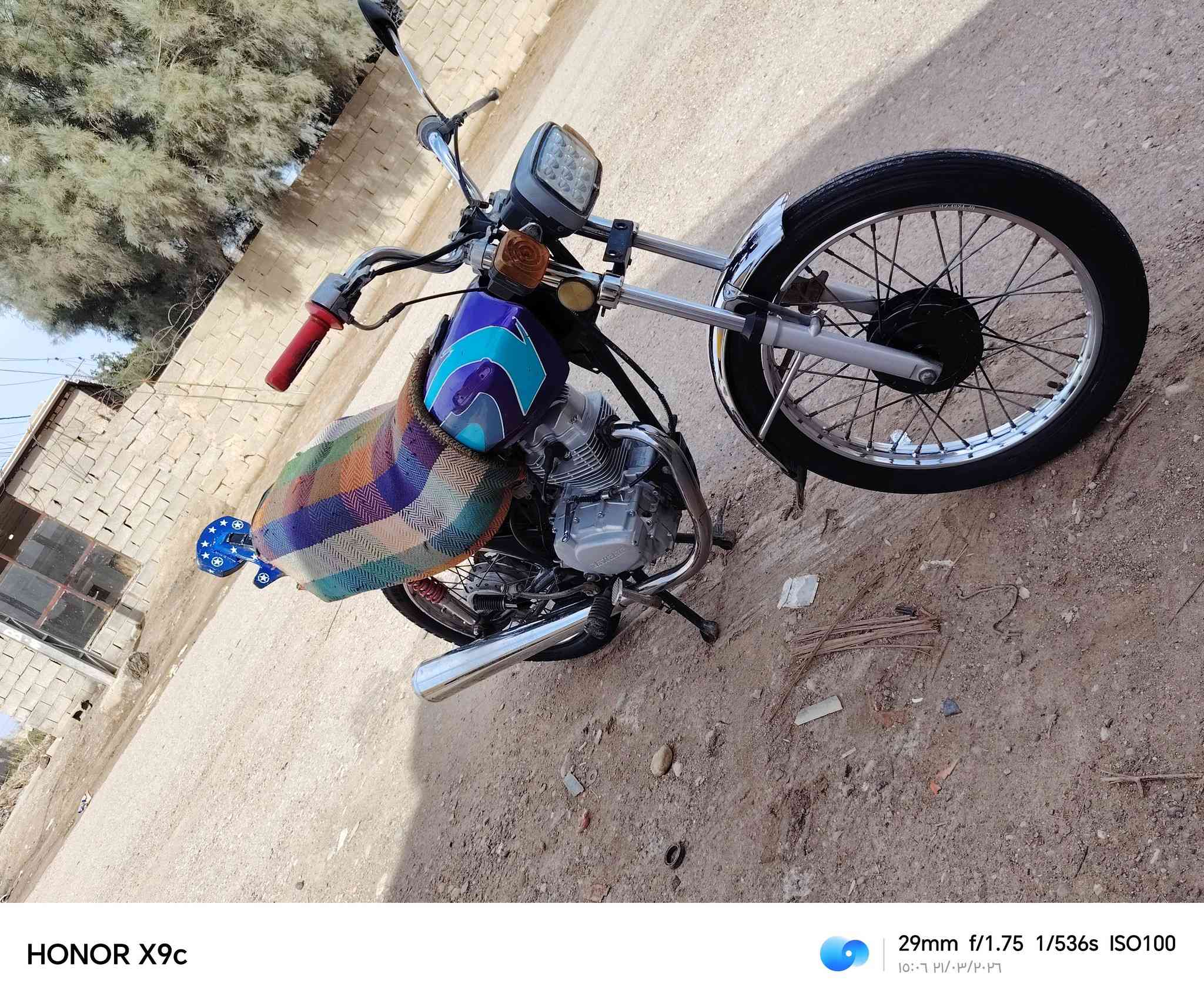 سلام عليكم دراجه للبيع موديل 18 تعمير 22  رياظي اوراق اوصوليه
***********
