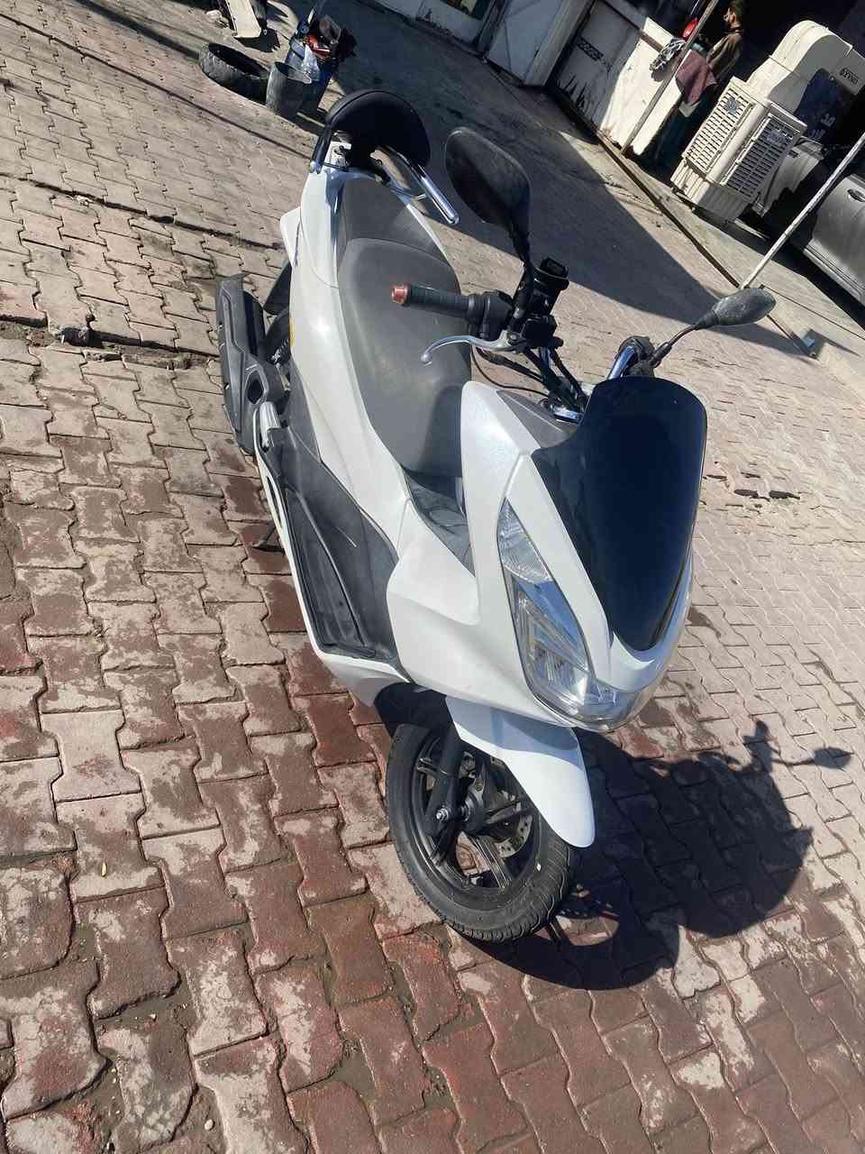 سلام عليكم PCX ياباني جيل 2 مكفوله كافالاه عامه مال حاحويه لستفسارر اتصل *********** ممتواجد خاص
