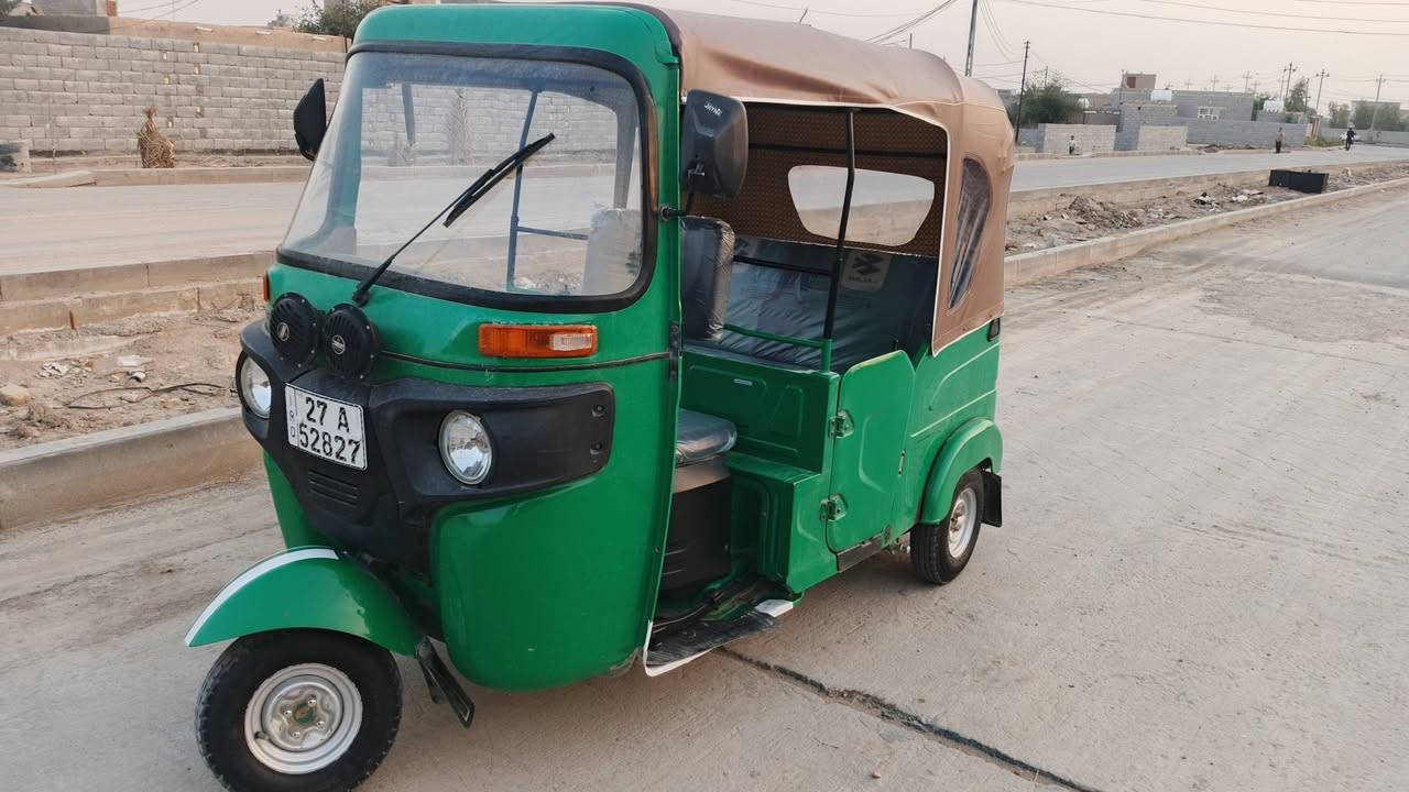 سلام عليكم تكتك للبيع 22 كفاله عامه مداور مباشر بيه بس طخه يم البگ لايت كفاله من الصبغ والمعجون الشراي يتصل ***********
