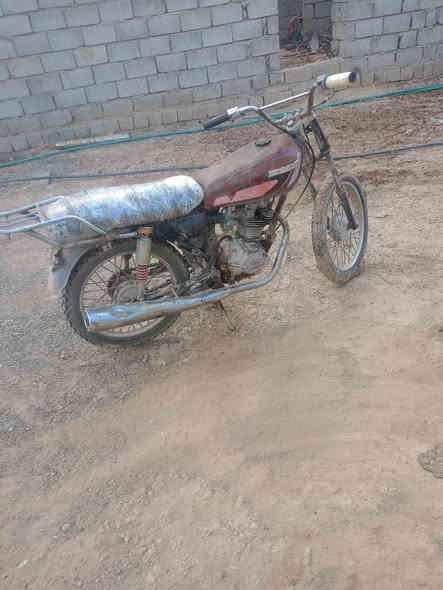 السلام عليكم ماطورات البيع العدد 4 ماطورات شغلت فول صلنصه علي التيكرات كزوز علي الشراي يجي خاص او عل رقم ***********
