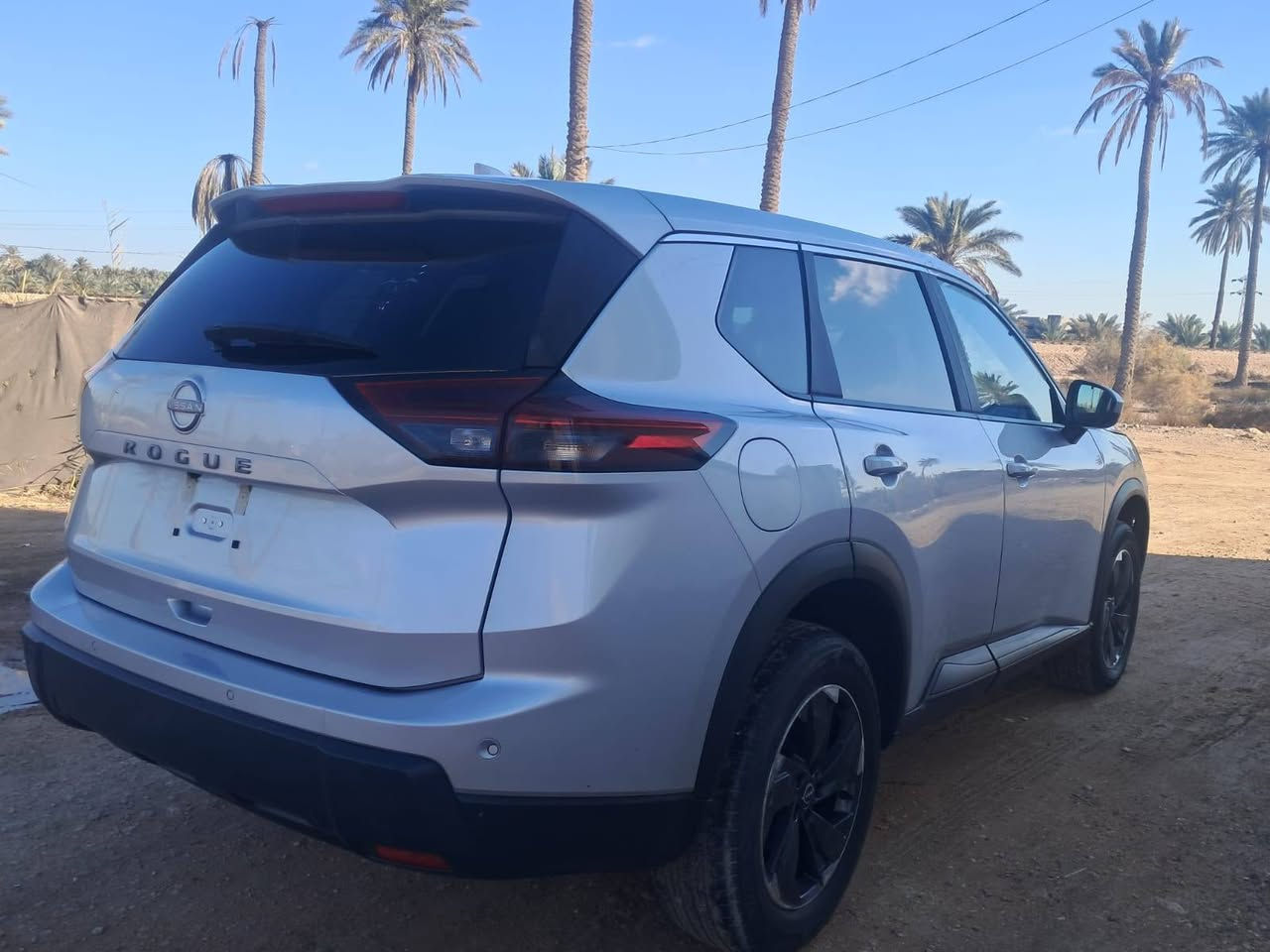 السلام عليكم
نيسان روج sv
موديل 25
ماشيه 17 الف
بيها فقط صبغ بخشم البنيد وشبر بالباب
مواصفاتها
كشنات تدفئه
شفتات
جنطه كهرباء
حساس خلفي
شاشه كار بلي
كامرة دوارة
السعر 150
***********
