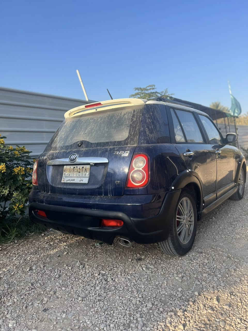 تفاصيل اول صوره 
***********
