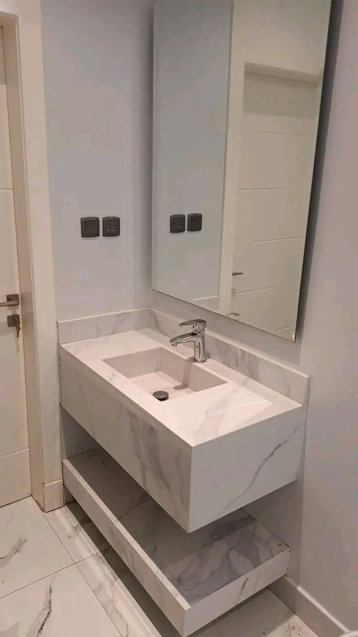 بسم الله الرحمن الرحيم 
سلام عليكم 

يتوفر لدينا  تجهيز كافه  مغاسل بورسلين هندي  كوارتز طبيعي 

عدة تصاميم و الوان 
متانة عالية 
و تصميم مودرن ✅
متوفر كافه  قياسات واحجام متنوعة وحسب الطلب
ظمان عمل ودقه 
وليس الوحدين لكن الافضل  
تجهيز كافه دوائر الدوله 🇮🇶
تجهيز كافه العمارات السكنيه 🦺
تجهيز كافه المحلات الانشائيه🪓 معه خصم 20/بلميه للاصحاب المحلات الانشائيه وكذلك خصم للطب اكثر من قطعه

اسعار تنافسية 🔥

لتجهيز كافة اعمال البورسلين 
 
للتواصل واتساب : ***********
او مراسلة الصفحة
