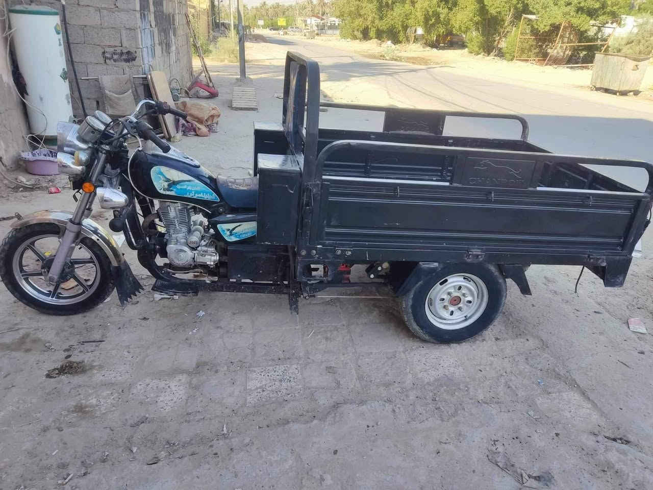 سلام عليكم ستوته للبيع موديل 21 ومحرك جديد 26 تخم تايرات جوبلس مكفوله وكيل نبيل السعر 1800وبيه مجال ديوانيه سومر 
***********
