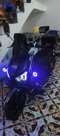 دراجه ساعقه • دراجه كهربائيه • سيكل كهربائي • بطاريات 40 امبير • سكوتر...