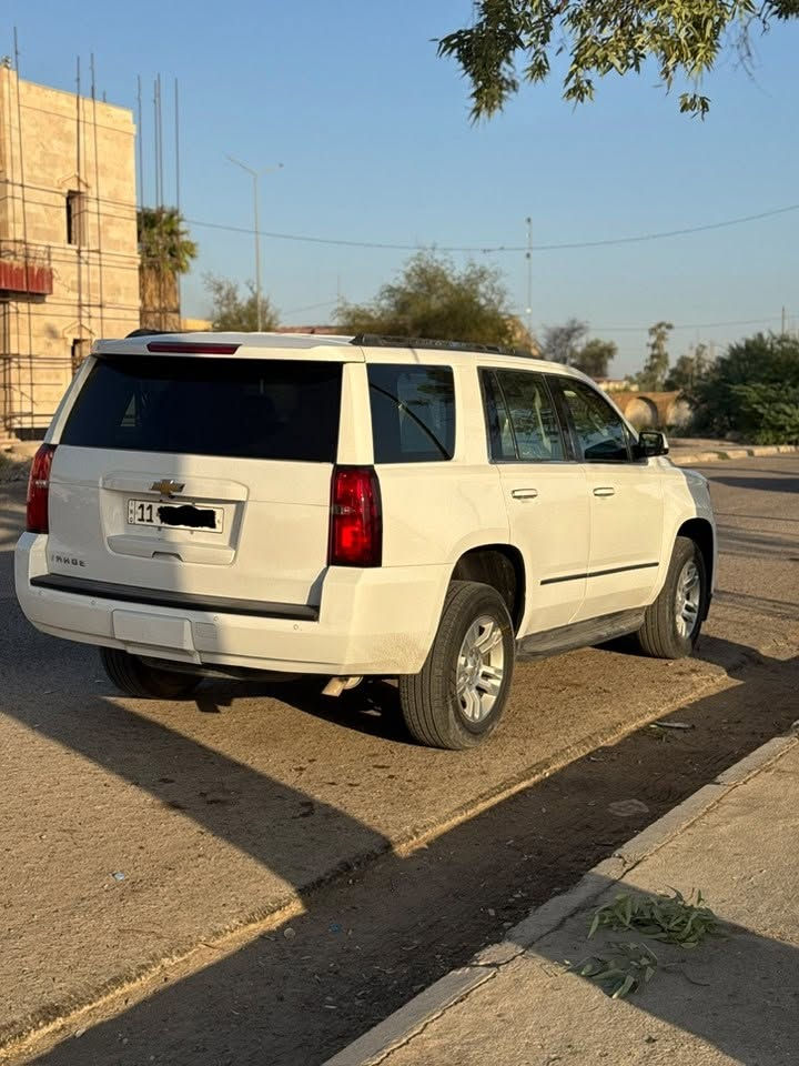 تاهو 2018 خليجي بأسمي رقم بغداد فئة LS 
دواخل عسلي ماشية 106 الف كيلو 
حادثها باب السكن والجاملغ الامامي فقط مبدلات جدد مابيهن معجون 
السعر 264 
تفاصيل اكثر ***********
