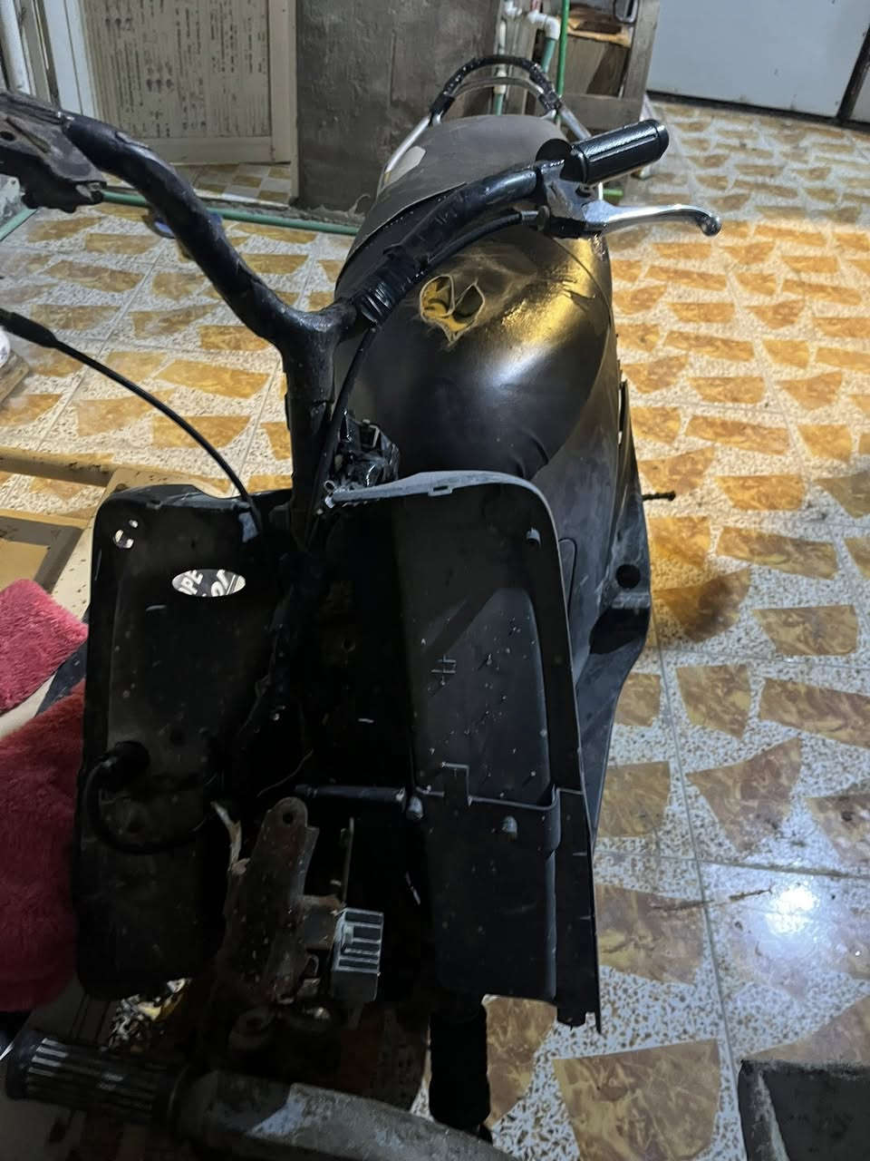 للبيع ماكس قجمه مفتوحه ولفات فقط باقي كله شغال ناقص بس شوته وتورنه سعر 250 وبيه مجال لطيبين ***********
