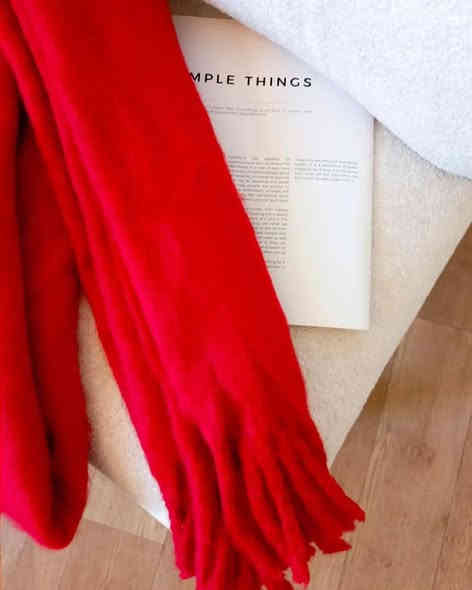 للاستفسار عبر الواتس 
***********
التلي @https://t.me/useydhk
انستجرام @vionka_storee
