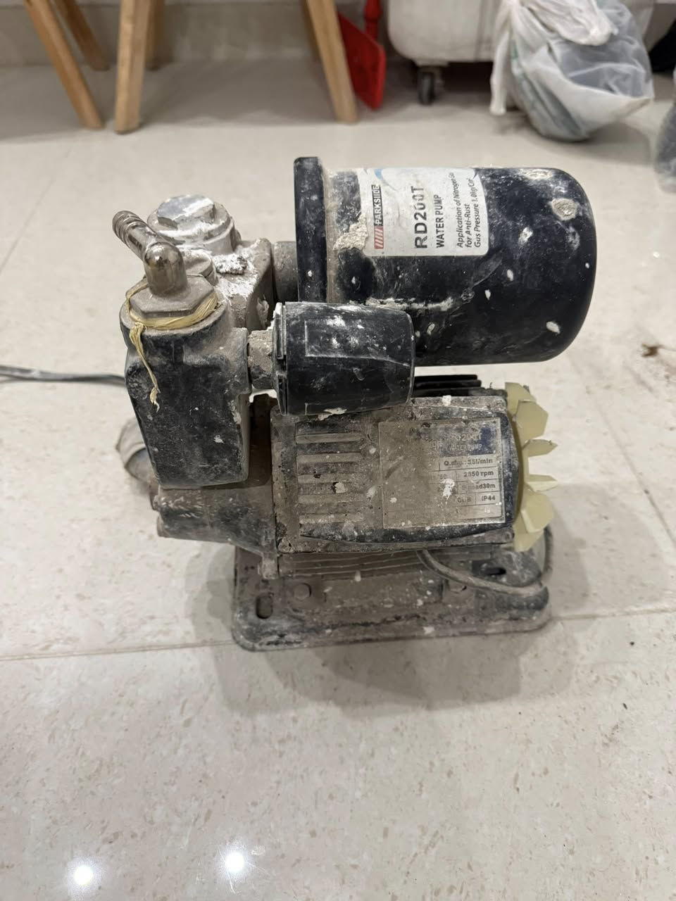 السلام عليكم ورحمة الله وبركاته ماطور نضيف كلشي مابي شغال الي يريده يدخل خاص سعره ٥٠وبي مجال مكاني بغداد ***********
