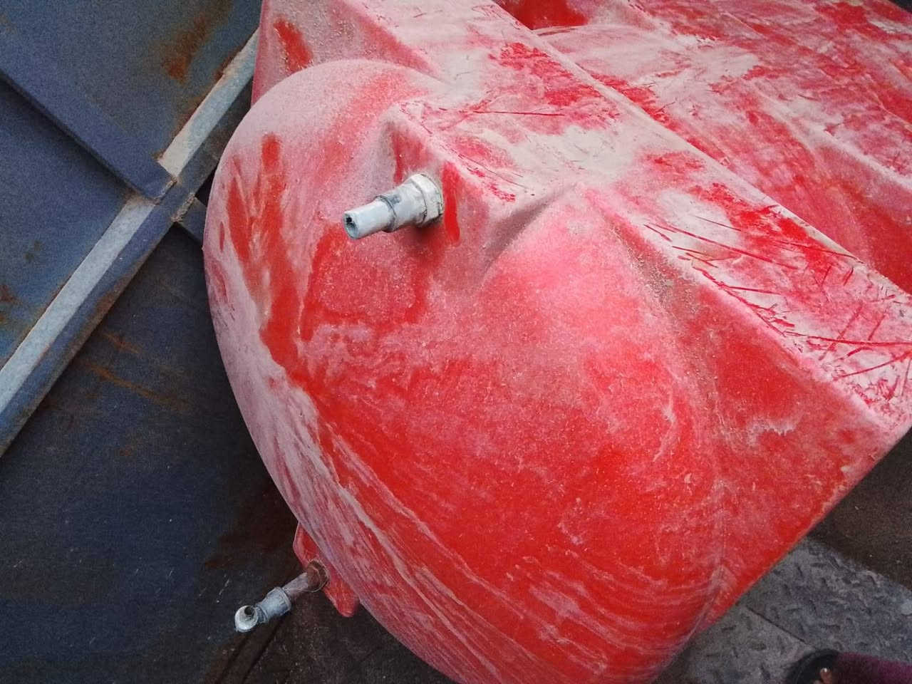 تانكي لبيع ٥٠٠ لتر نظيف سعر ٦٥


**إذا كنت صاحب هذا الإعلان وتريد حذفه لأي سبب، رجاءا أرسل رسالة إلى الدعم الفني**