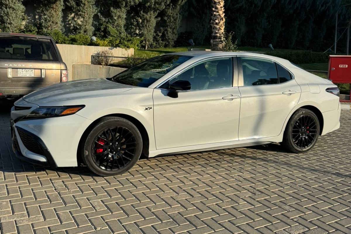 تۆیۆتا کامری  2022 مواسەفات SE Xserise  
33 هەزار مایڵ ڕۆیشتوە
ڕەنگ چیمەنتۆی 
پێش و پاشی کەپسە 
ئێرباگی نەتەقیووە
بەسەمەیەو کۆمەڵێک مواسەفاتی زیادە
هەردوو بەسەمەکەی ماوە 
تەنیا نیوەی چەمەلۆغی دوای سایەق بۆیاخە بێ ناوگرتن 
سەیارەیەکی پاکو بێ عەیب 
لەسەر دەقی شەریکە ماوەتەوە
ڕادارو خەتی جادە و ژمارەیەک 
مواسەفاتی زیادەی تایبەت 
لەسەر داوای یەکەم شۆفێر لەئەمریکا.

سعر: لە کۆمێنت داوای بکە ڕاستەوخۆ بۆت دێت 📩 

مەکینەو گێڕ بەشەرت. 
بەناوی خۆمەوەیە

ژمارەی مۆبایلی خاوەنەکەی 
***********
