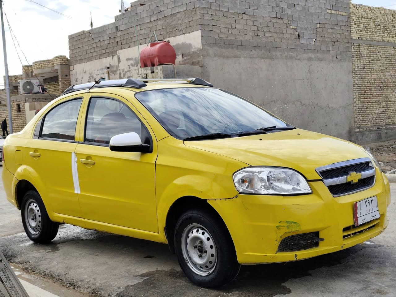 الســــــلام عليكم 🙋🏻‍♂️
افيو موديل 2008 💎
گير مكينه حداديه شرط كهربائيات كلها شغاله
بيها باب مبدل الباب الورا السايق سنويه مامنتهيه 
مكاني ميسان وراعيها بميسان السعر 🤑 35
وبيها مجال للشراي {***********}
