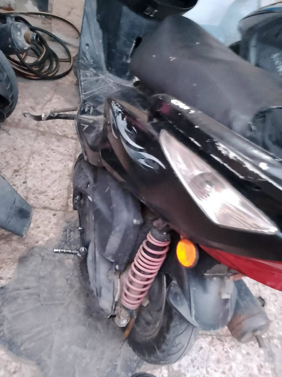 سلام عليكم ماكس ثعلب 140 دراجه خير من الله سلف هندر ب225 وبيها مجال مكاني الزعفرانيه ***********
