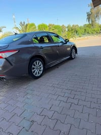 كامري 2022 وراد امريكي  رقم بابل نكليزي معوقين تريد وكاله مضمونه  حادث...