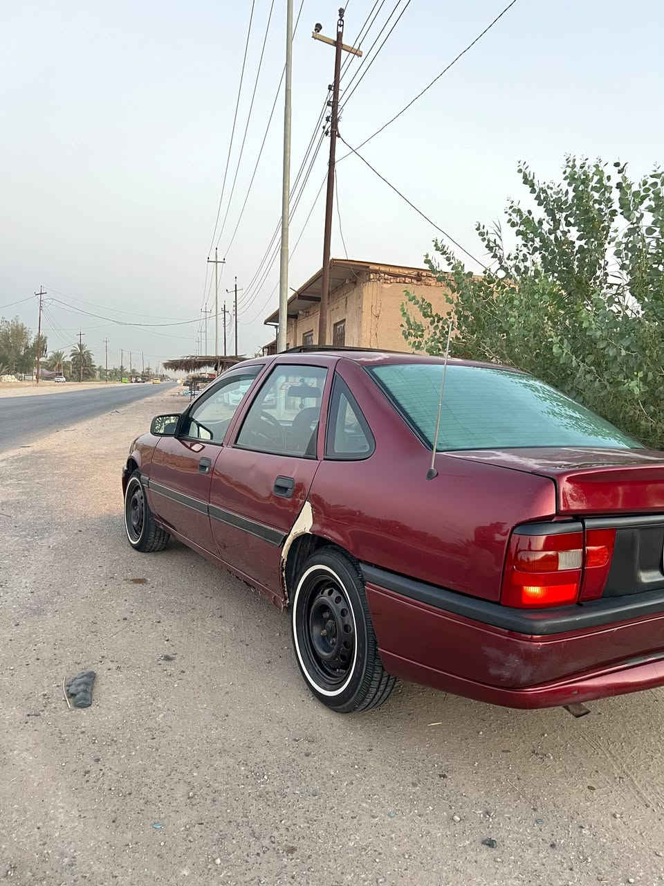 اوبل فكتره مديل  92 سياره بلاديه مكينه 1600 بلادي حداديه وره كدام جديده رقم بغداد راعيه موجود لمداور كهربايات كله شغاله جام كهرباء فتحه كهربائي سعر 42  وبيه مجال لشراي ***********
