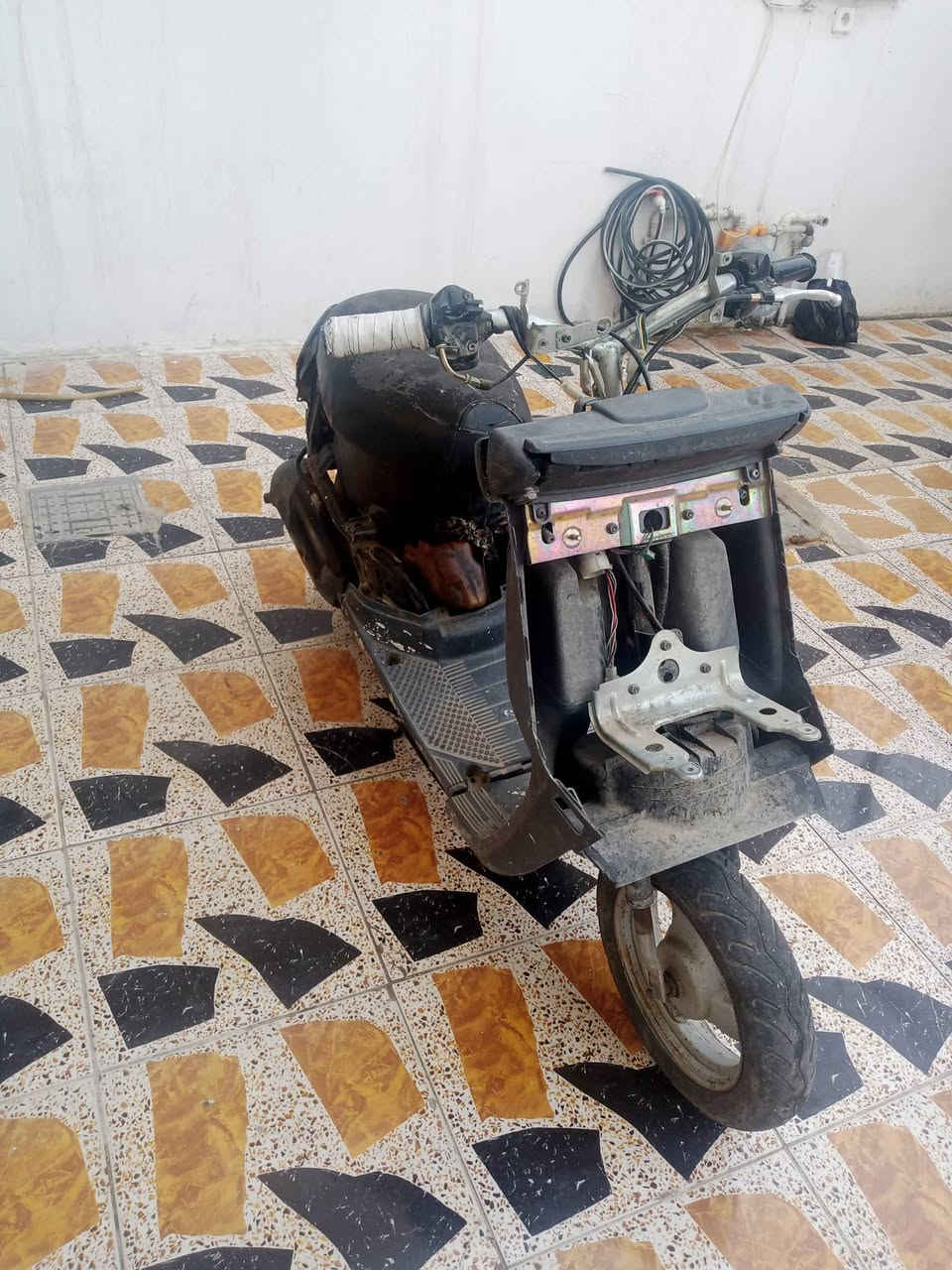 سلام عليكم ياماها للبيع شراي يجي خاص درجه شغل اي عيب مابي هندر واحد تشتغل بس يرادله بنجر


**إذا كنت صاحب هذا الإعلان وتريد حذفه لأي سبب، رجاءا أرسل رسالة إلى الدعم الفني**