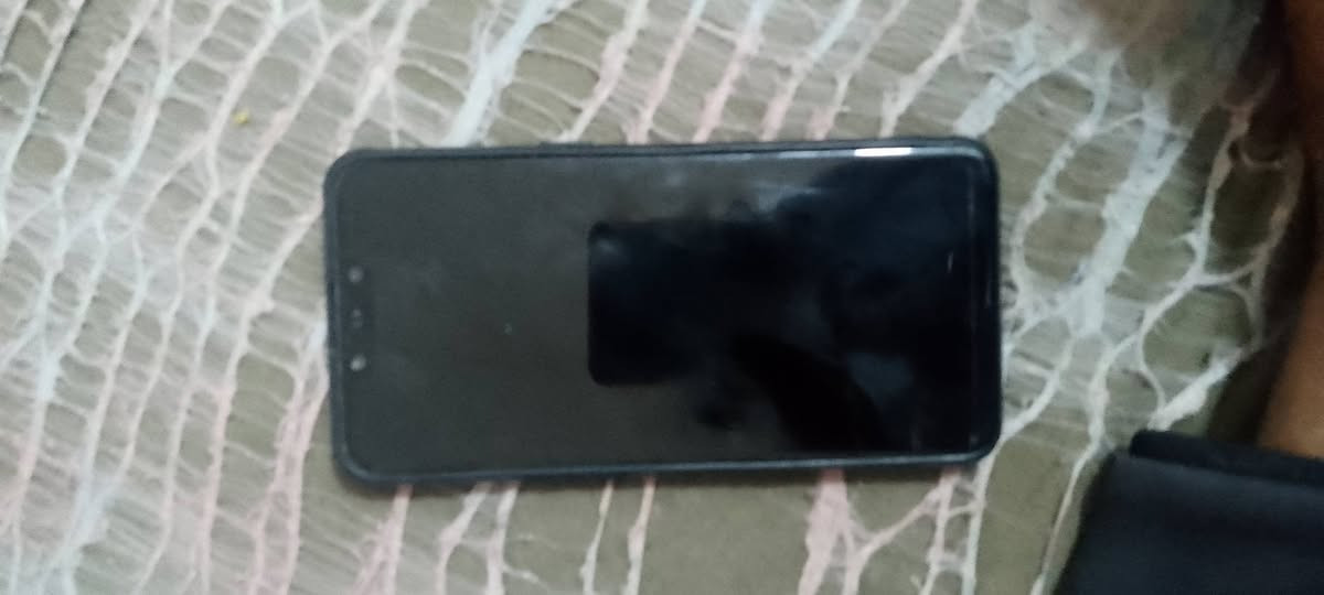 السلام عليكم هواوي هواوي نوفا 3 للبيع كله شغال داخلته 128 شحن تايب سي كاميرات صوت اتصال مخابره كله شغالات الفحص فقط شاشته طاح من عنده انكسرت ما ابي اي رمز على الفحص سعره 25 في مجال الشراه يه


**إذا كنت صاحب هذا الإعلان وتريد حذفه لأي سبب، رجاءا أرسل رسالة إلى الدعم الفني**