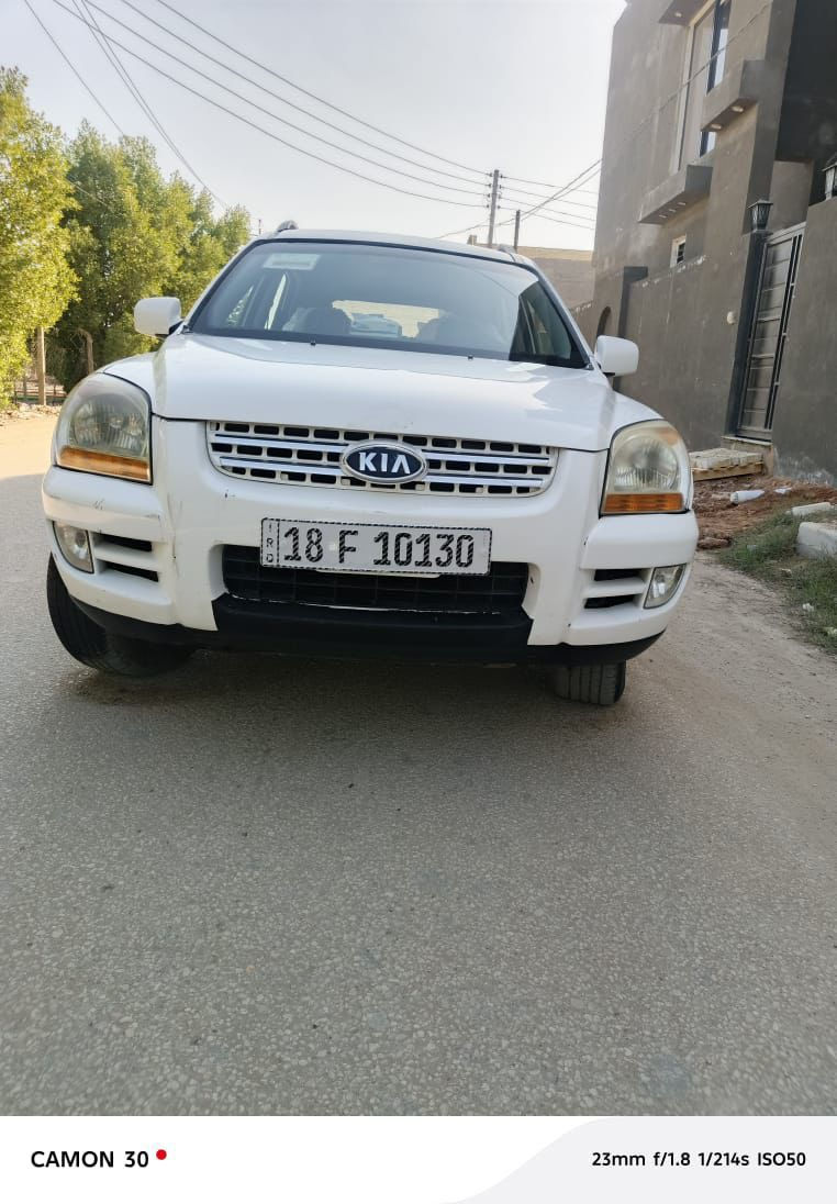 السلام عليكم 
سبورتج 2008 
رقم بابل انكليزي تحويل مباشر 
مكينه 6 سلندر 
جاهزه من كلشي كير مكينه حداديه  كله جاهز 
سياره بيه صبغات ابيع حزام بدون دواخل 
السعر 77 اي استفسار حاضر ***********
