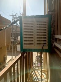 الكترونيات • تفاصيل ناقصة