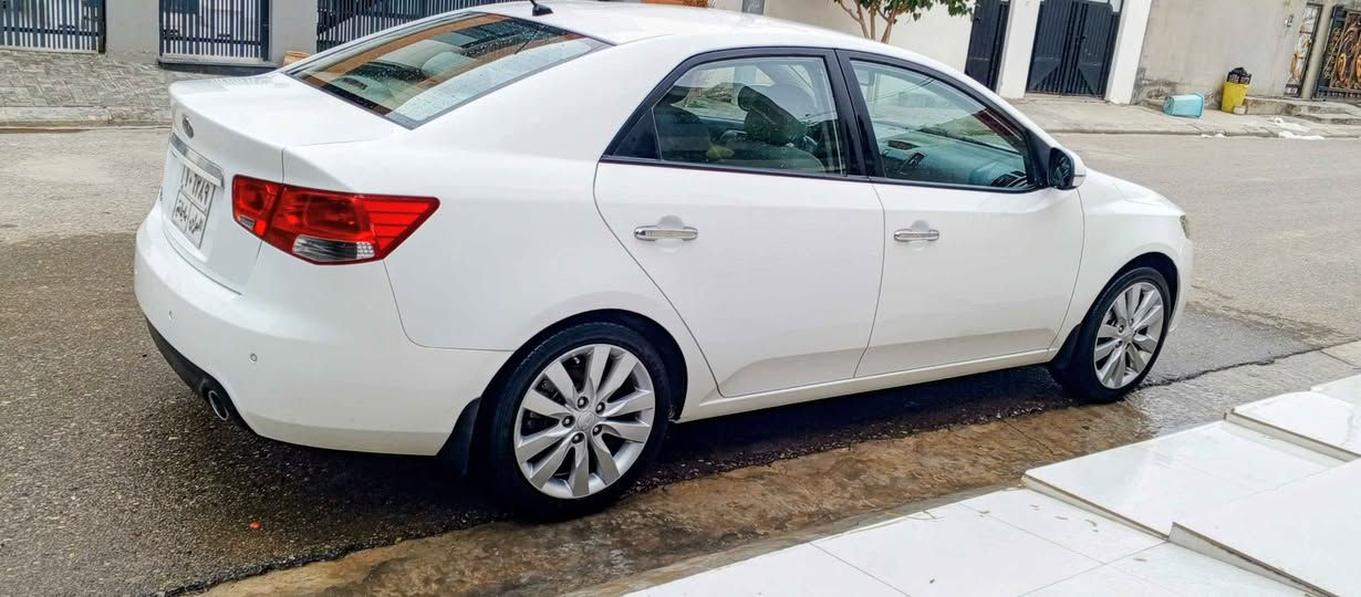 سێراتۆ مۆدێل 2012 بێ بۆیاغ بێ سارد
 گێر مەکینەی لۆک بەشرت  سیارەکە ١٠٥
 هەزار رۆێشتۆە نرخ ١١٧ معمەلە 
*********** كيفري, ديالى
