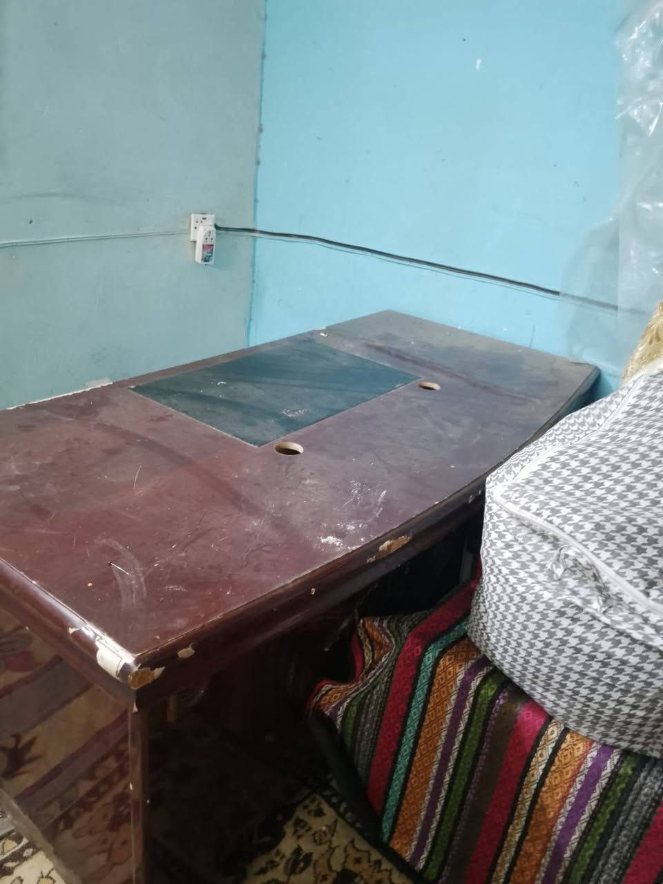 السلام عليكم ميز.وكرسي للبيع 
سعر 150 أنضاف


**إذا كنت صاحب هذا الإعلان وتريد حذفه لأي سبب، رجاءا أرسل رسالة إلى الدعم الفني**