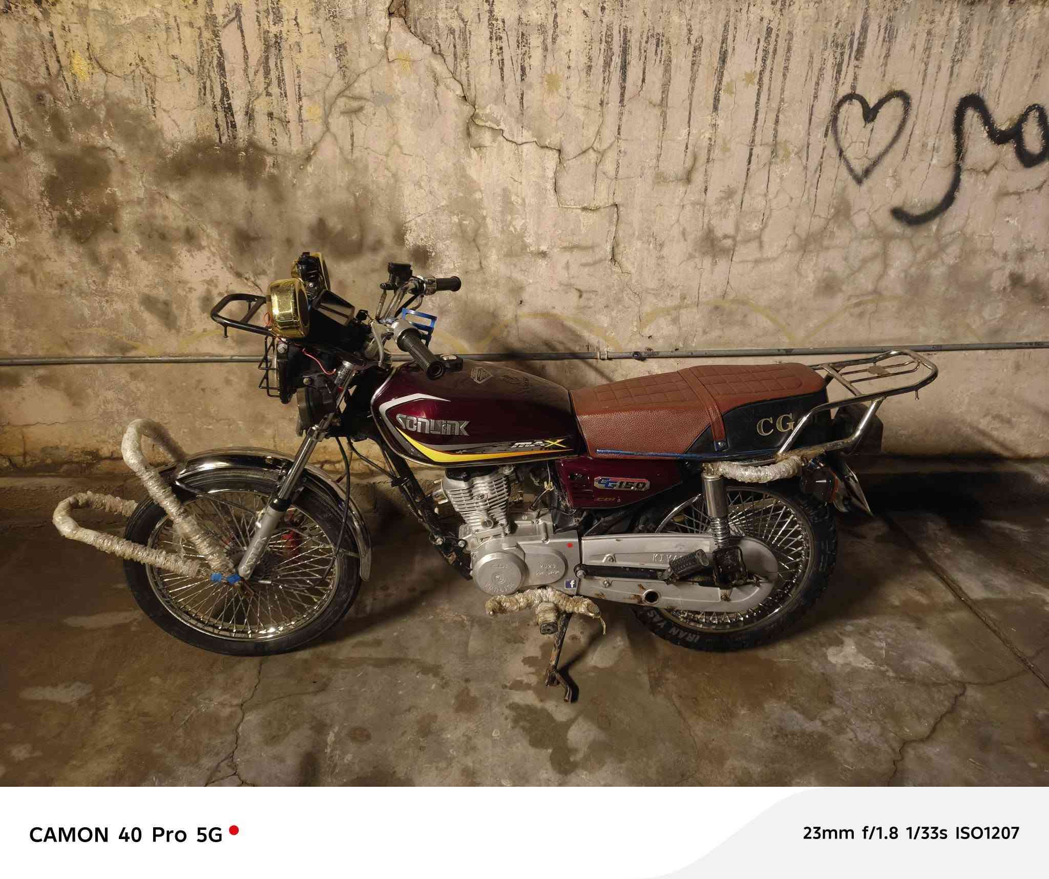 السلام عليكم دراجه ٢٣
مفتوح مبدل والفات فقط 
والباقي شرط
السعر ٥٥٠ وبيها مجال
مكاني تكريت
رقمي ***********
اتصال وتدلل
