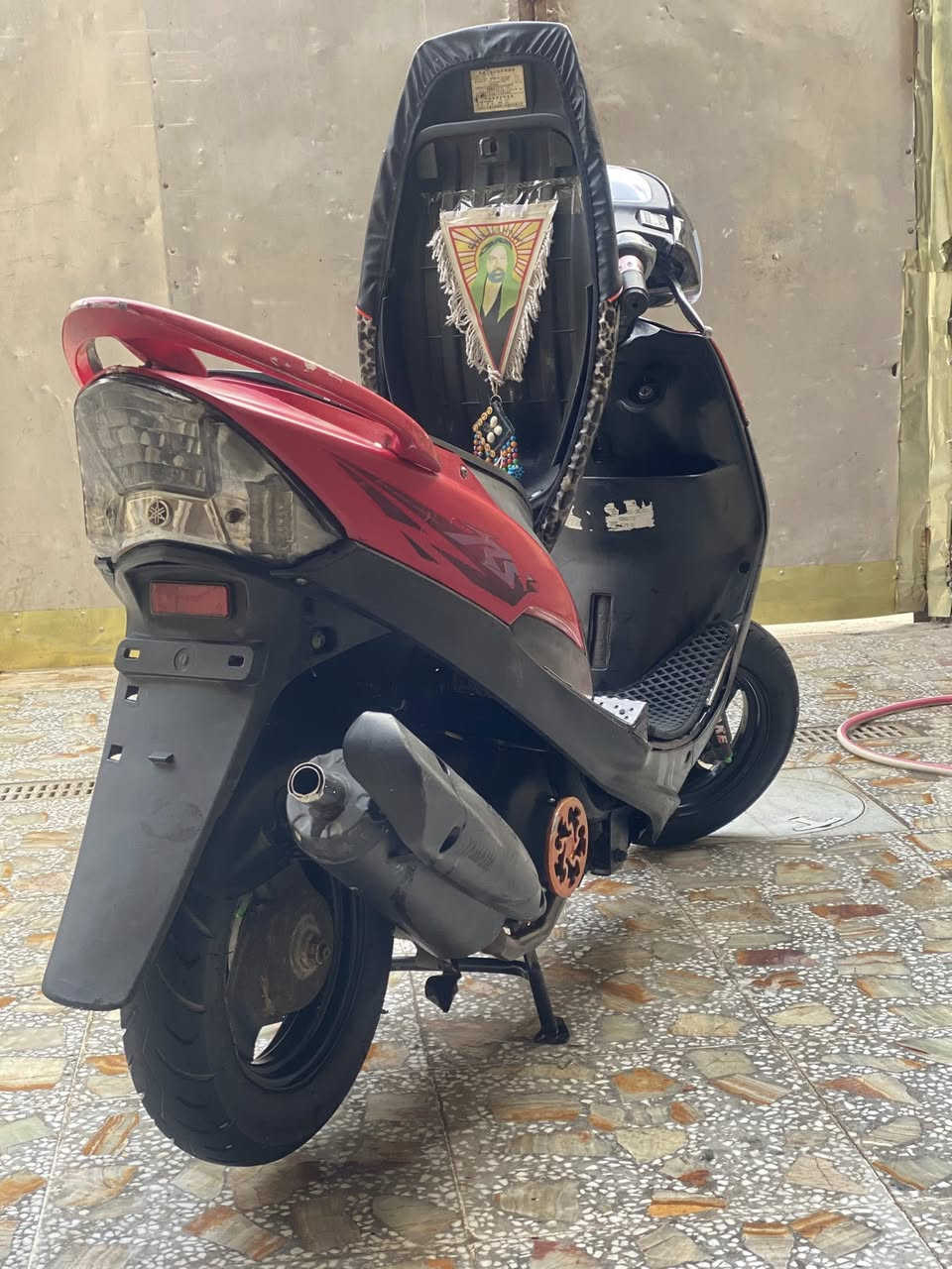 سلام عليكم دراجه ماكس عدل للبيع دراجه بلاديه ختم واحد ويه المكينه دراجه خير من الله وين ما تريد شغل وطلع مكينه مكفوله لا تنقيص لا تبخير دراجه نقص مالته بس سلف ولله متعاجز اسوي باقي دراجه مكفول *********** مكاني العبيدي شارع عشرين  رأسه سعر 650 وبيه مجال بصيط
